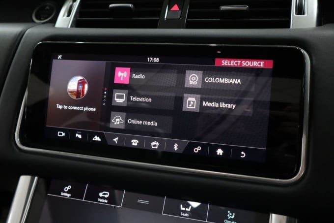 2025 Land Rover Range Rover Sport
