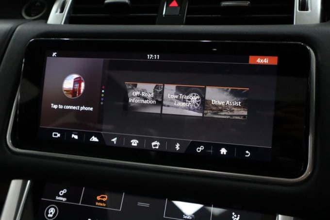 2025 Land Rover Range Rover Sport