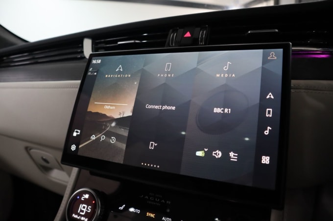 2021 Jaguar F-pace