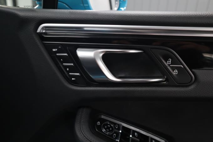 2021 Porsche Macan