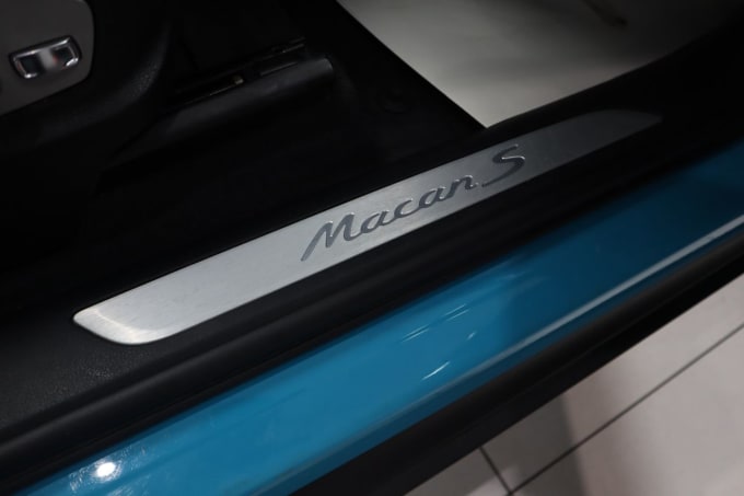 2021 Porsche Macan
