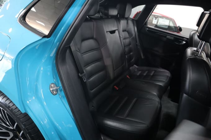 2021 Porsche Macan