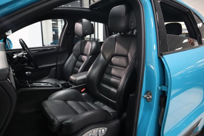 2021 Porsche Macan