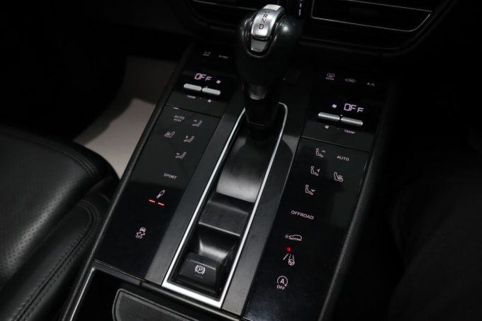 2021 Porsche Macan