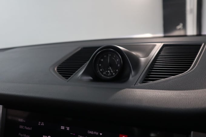 2021 Porsche Macan