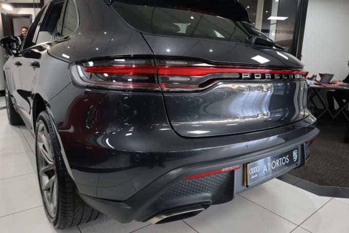 2021 Porsche Macan