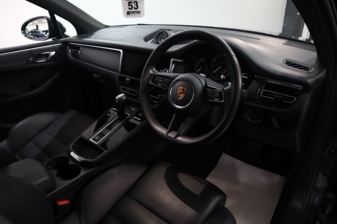 2021 Porsche Macan