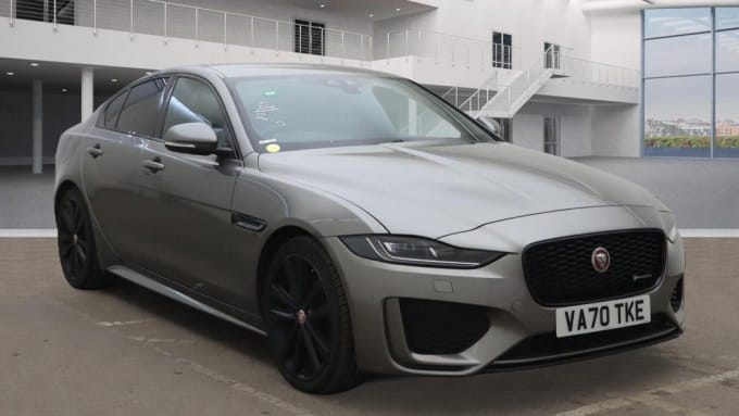2020 Jaguar Xe