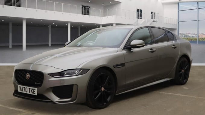2020 Jaguar Xe
