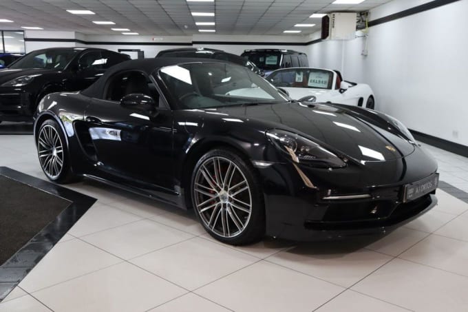 2025 Porsche 718 Boxster