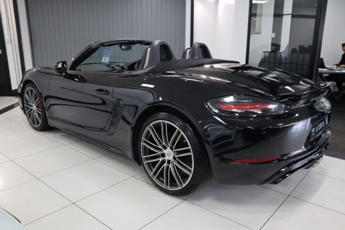 2025 Porsche 718 Boxster