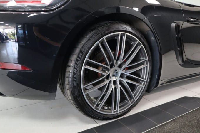 2025 Porsche 718 Boxster