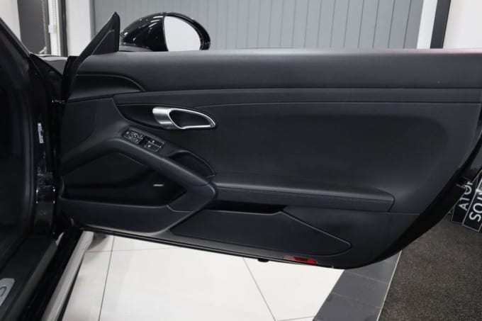 2025 Porsche 718 Boxster