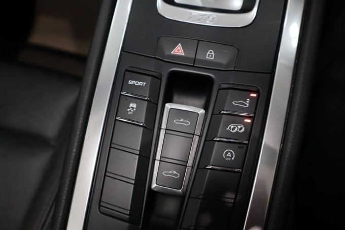 2025 Porsche 718 Boxster