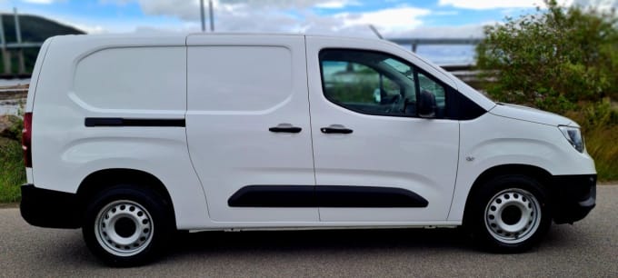 2024 Vauxhall Combo