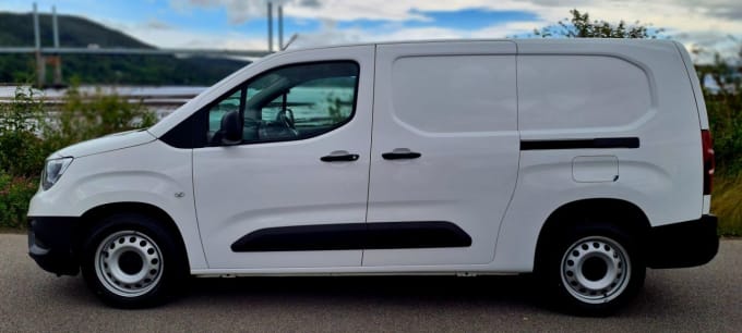 2024 Vauxhall Combo