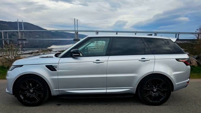 2025 Land Rover Range Rover Sport