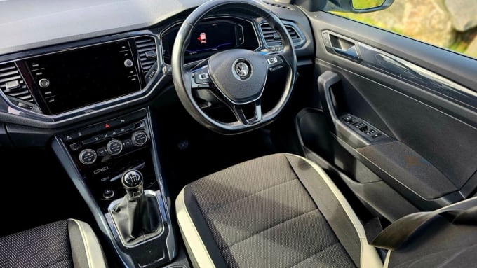 2025 Volkswagen T-roc