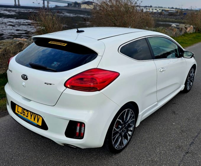 2025 Kia Proceed