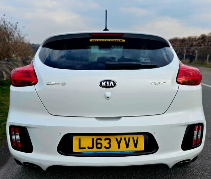 2025 Kia Proceed