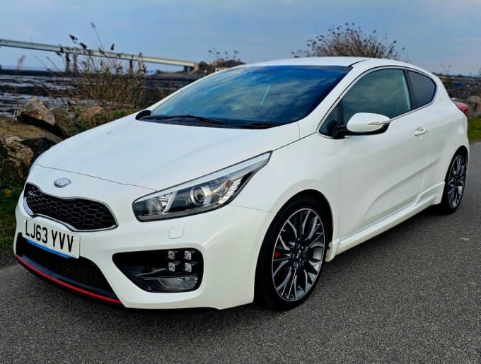2025 Kia Proceed