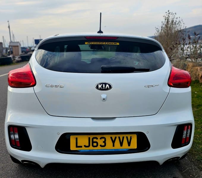 2025 Kia Proceed
