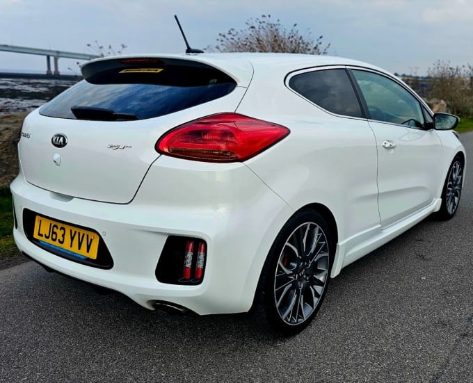 2025 Kia Proceed