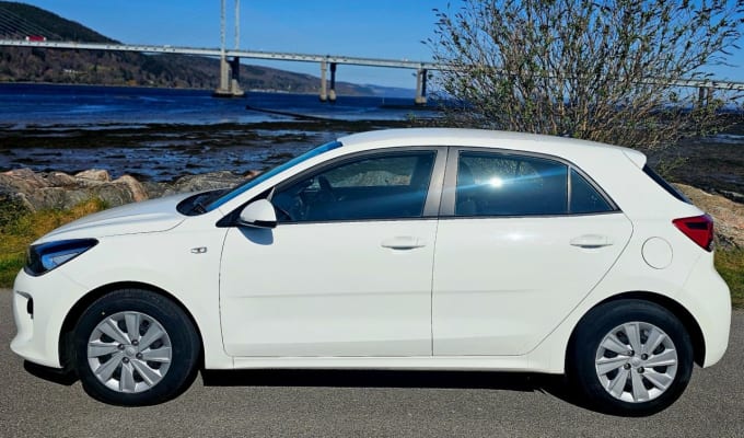 2025 Kia Rio