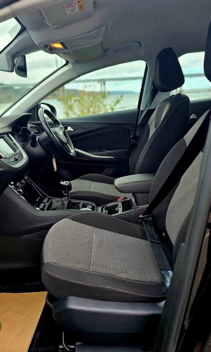 2025 Vauxhall Grandland X