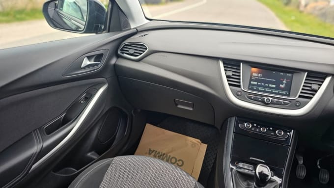 2025 Vauxhall Grandland X