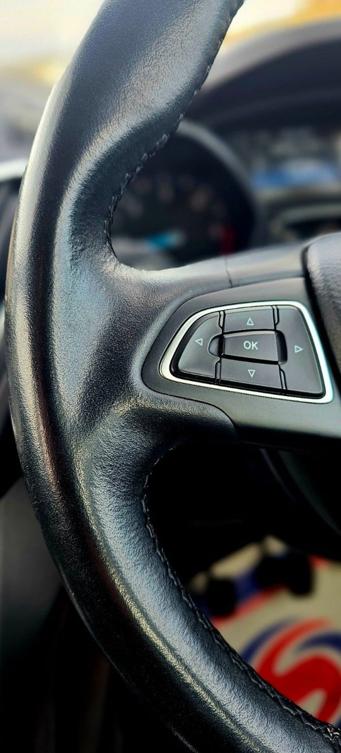 2025 Ford C-max