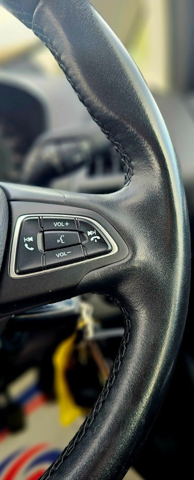 2025 Ford C-max