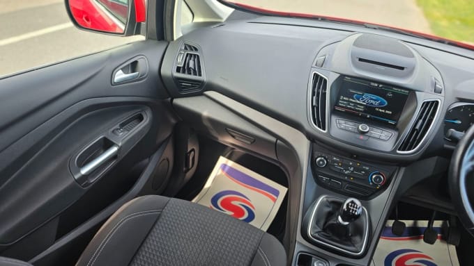 2025 Ford C-max