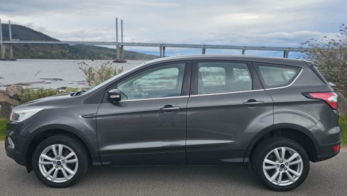 2025 Ford Kuga