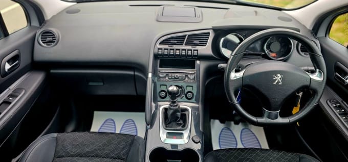 2025 Peugeot 3008