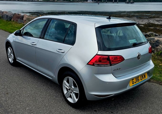 2025 Volkswagen Golf