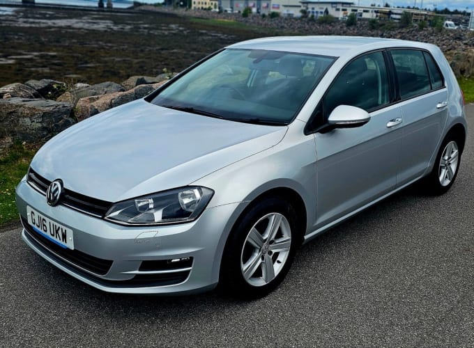 2025 Volkswagen Golf