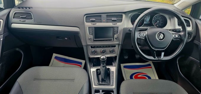 2025 Volkswagen Golf