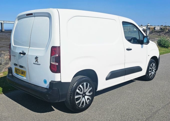 2020 Peugeot Partner