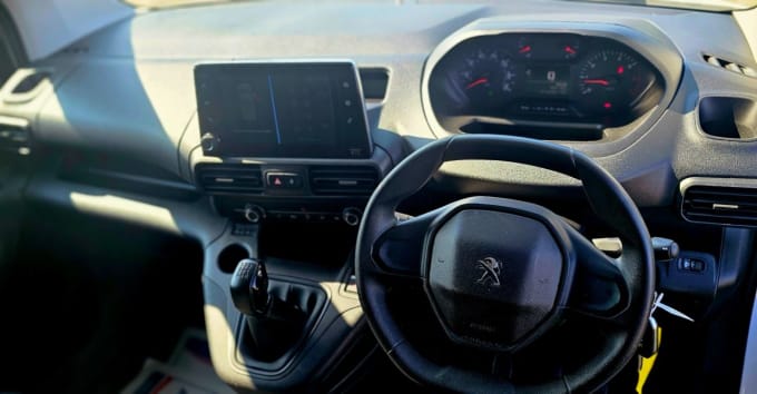 2020 Peugeot Partner