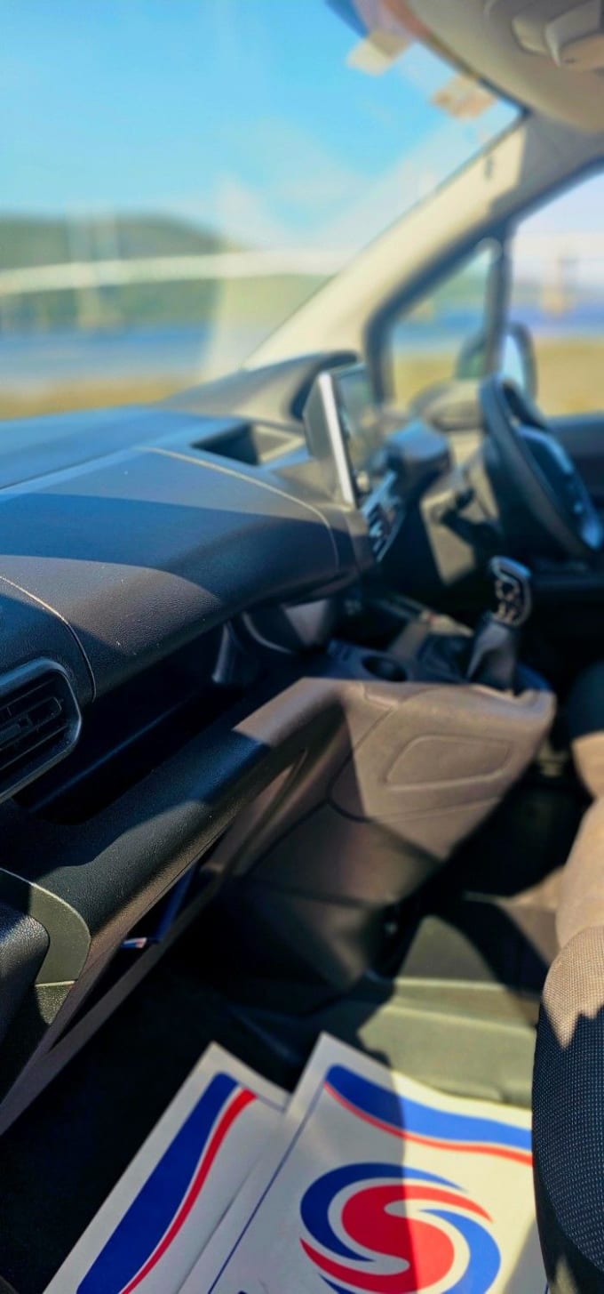 2020 Peugeot Partner