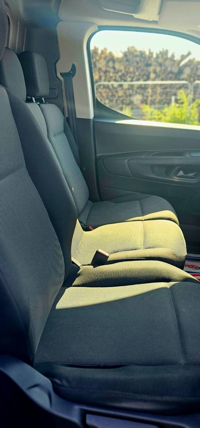 2020 Peugeot Partner