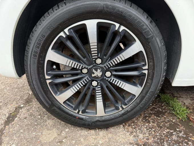 2019 Peugeot 208