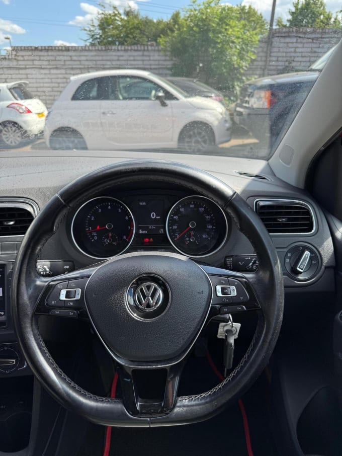 2017 Volkswagen Polo