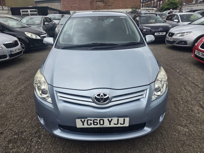 2010 Toyota Auris