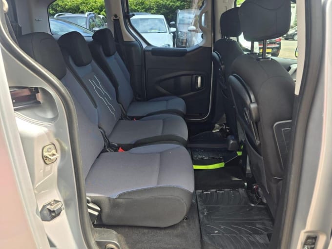2015 Peugeot Partner Tepee