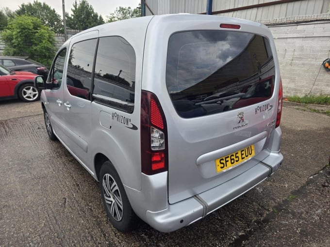 2015 Peugeot Partner Tepee
