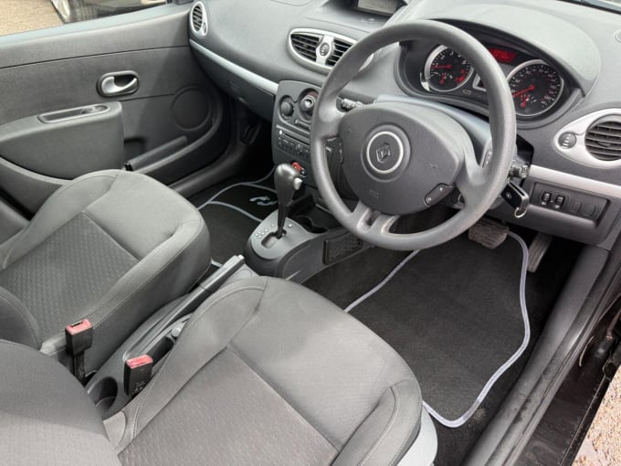 2010 Renault Clio