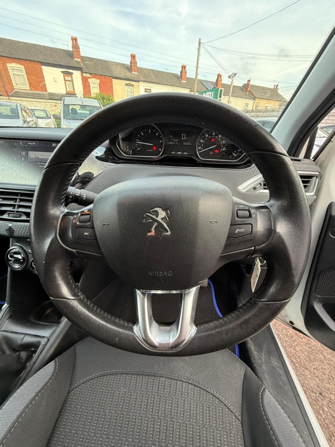 2016 Peugeot 208