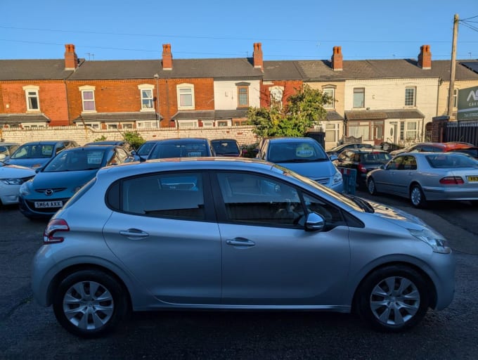 2012 Peugeot 208